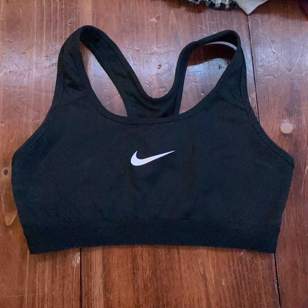 Sports bra
